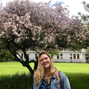 Meet your Posher, Rebecca